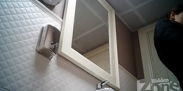 pussy,toilet,webcam