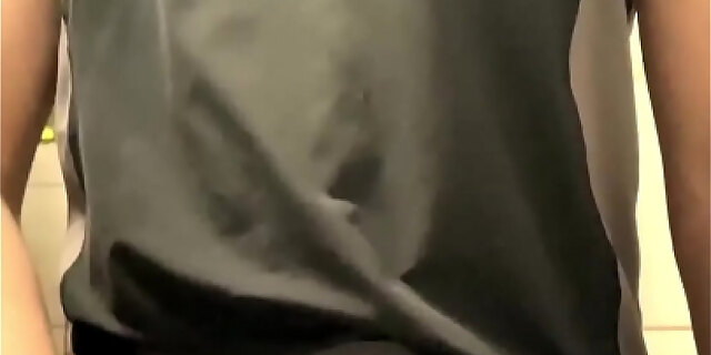 cumshot,deepthroat,threesome